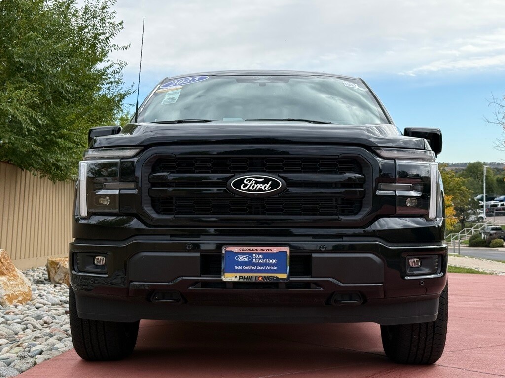 2025 Ford F-150 Lariat photo 2