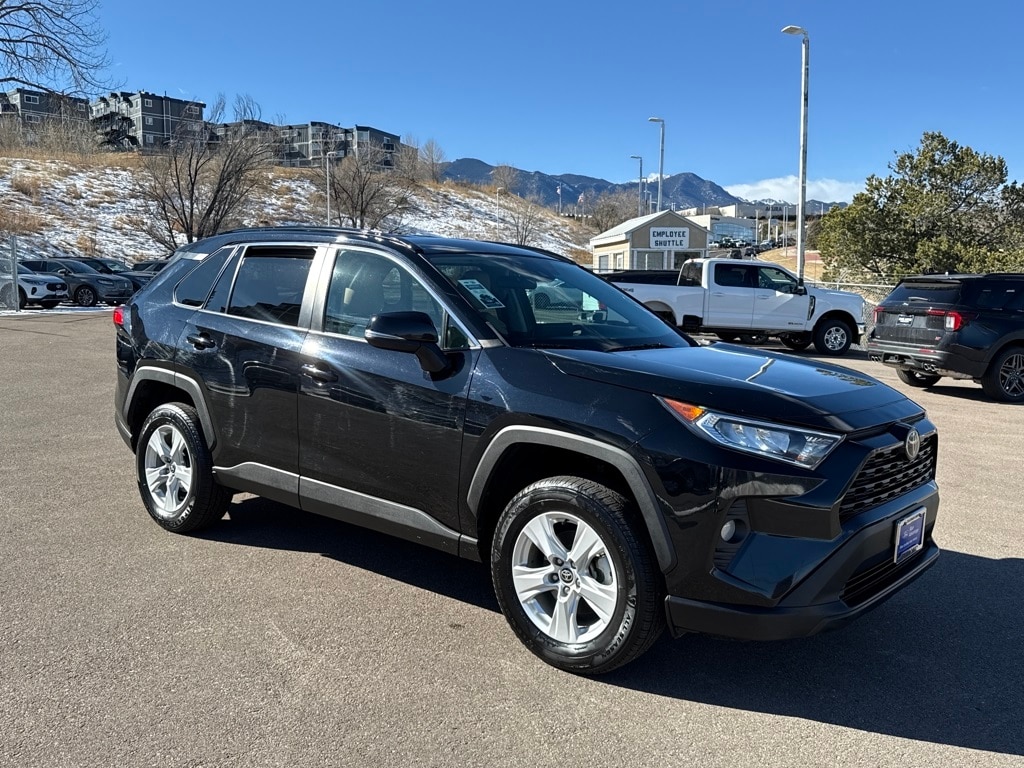 Used 2021 Toyota RAV4 XLE SUV