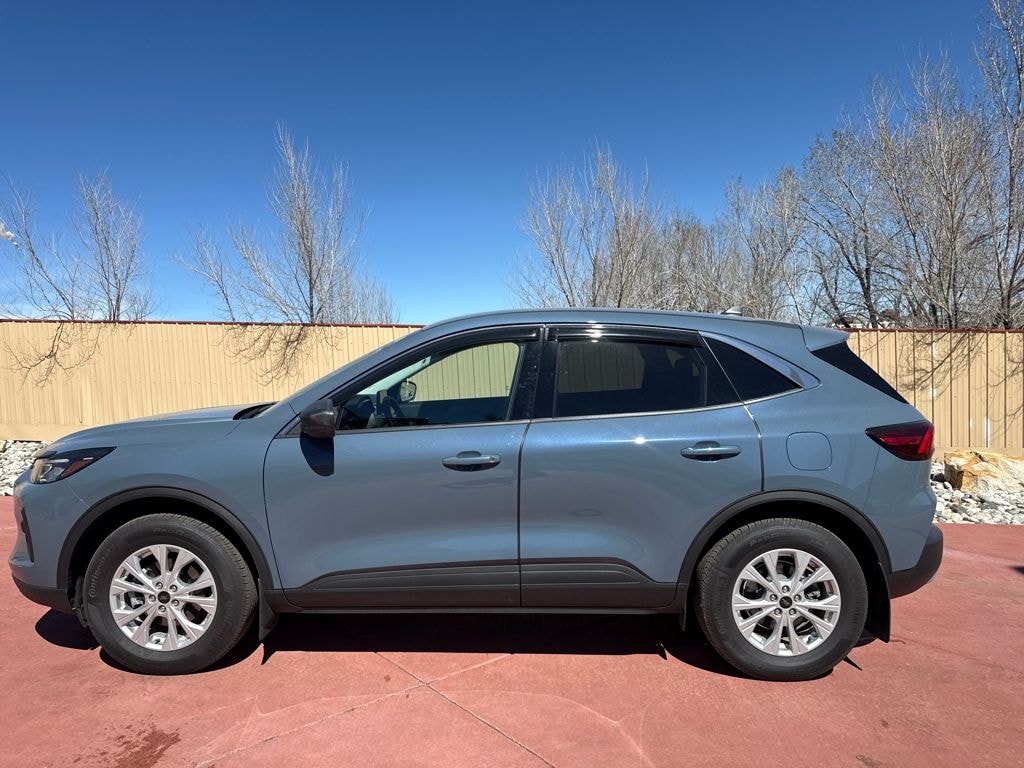 Used 2024 Ford Escape Active SUV