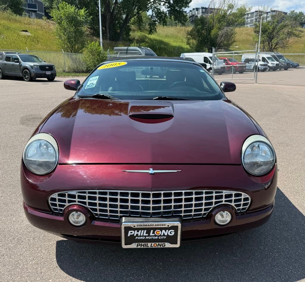 2005 Ford Thunderbird Base photo 2