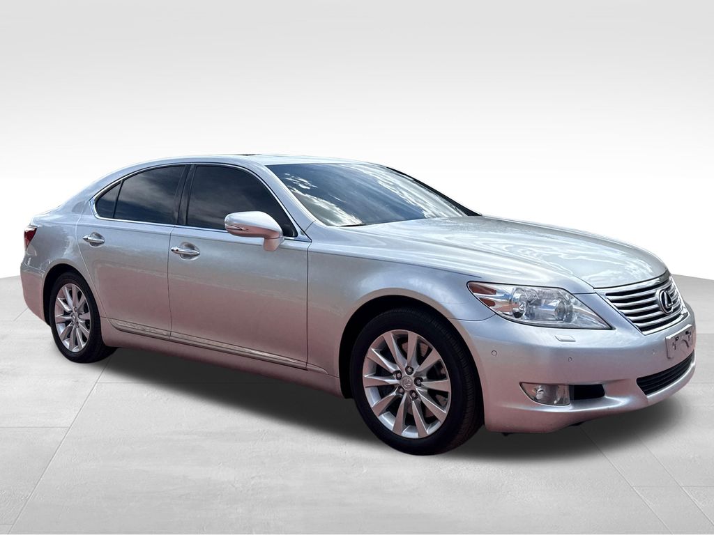 2010 Lexus LS Base