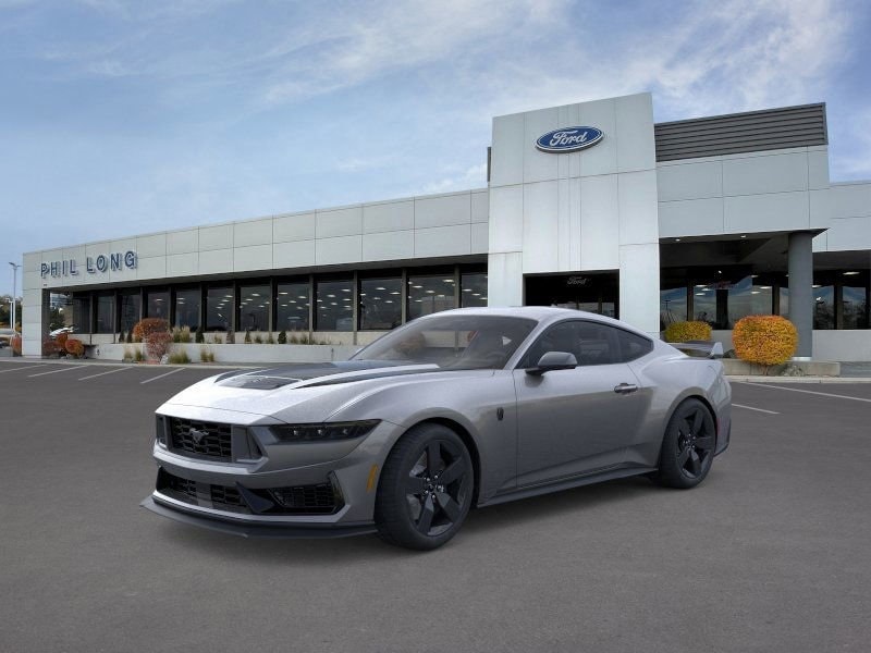 2025 Ford Mustang Dark Horse's photo