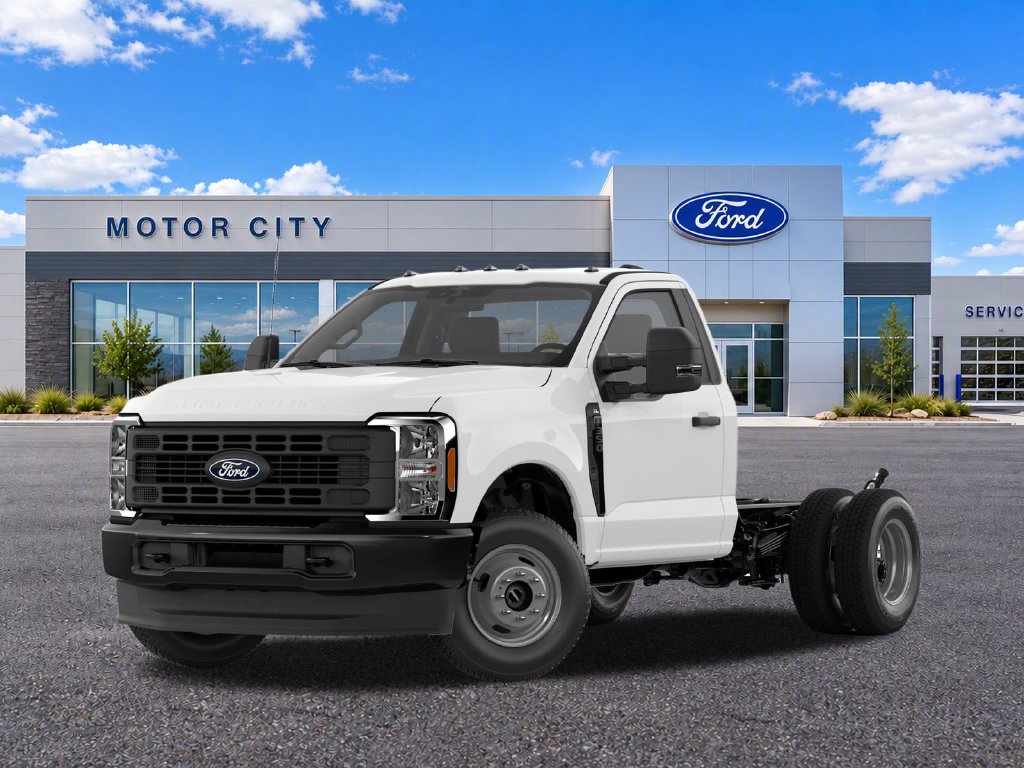 2027 Ford F-350 Chassis XL Chassis