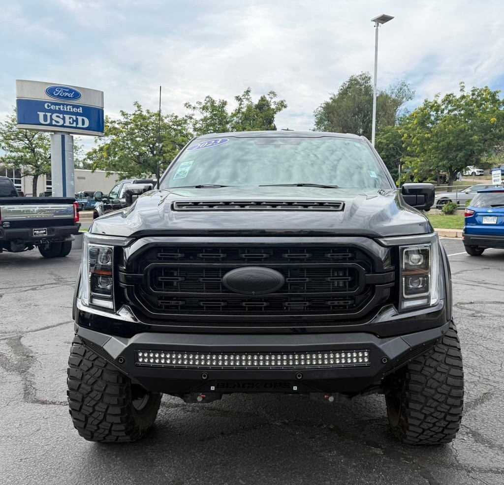 2023 Ford F-150 Lariat photo 2