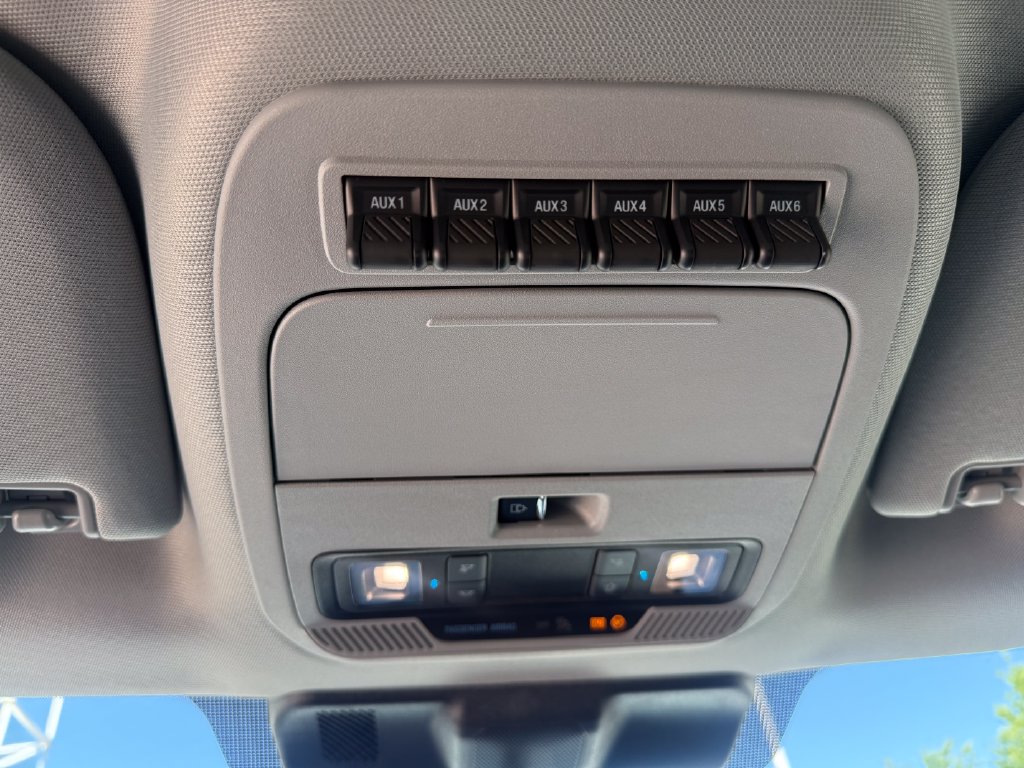 2025 Ford F-550 Super Duty Chassis Cab XL - Photo 20