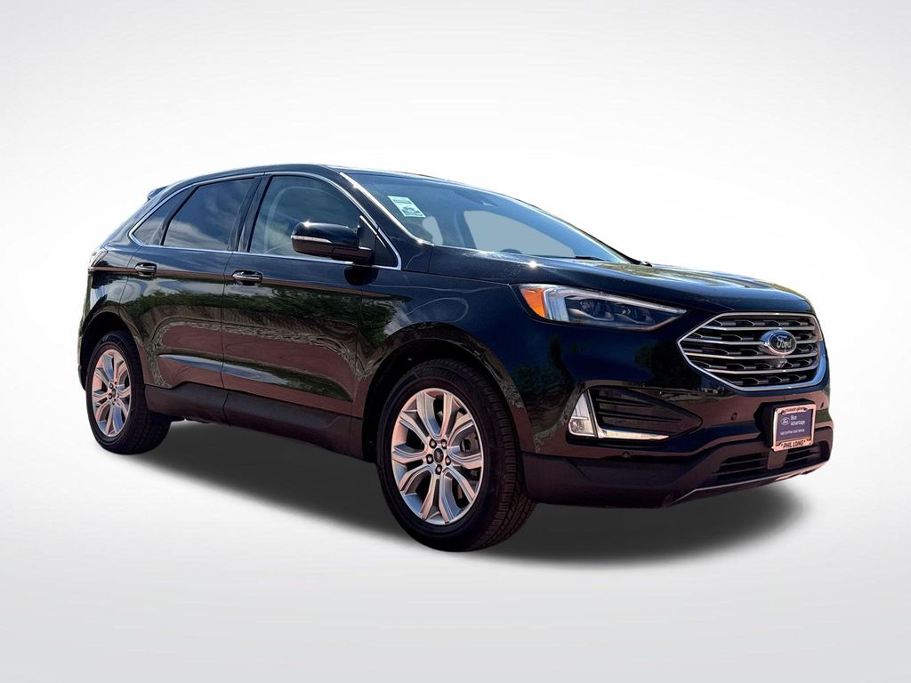 2022 Ford Edge Titanium AWD's photo
