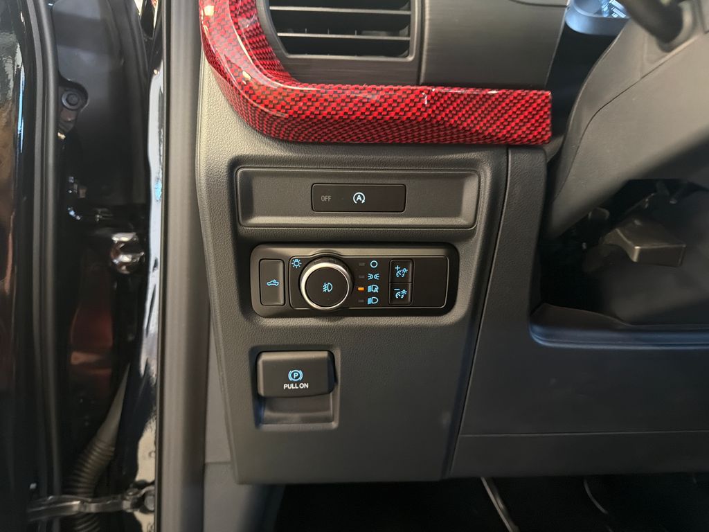 2025 Ford F-150 XL - Photo 14