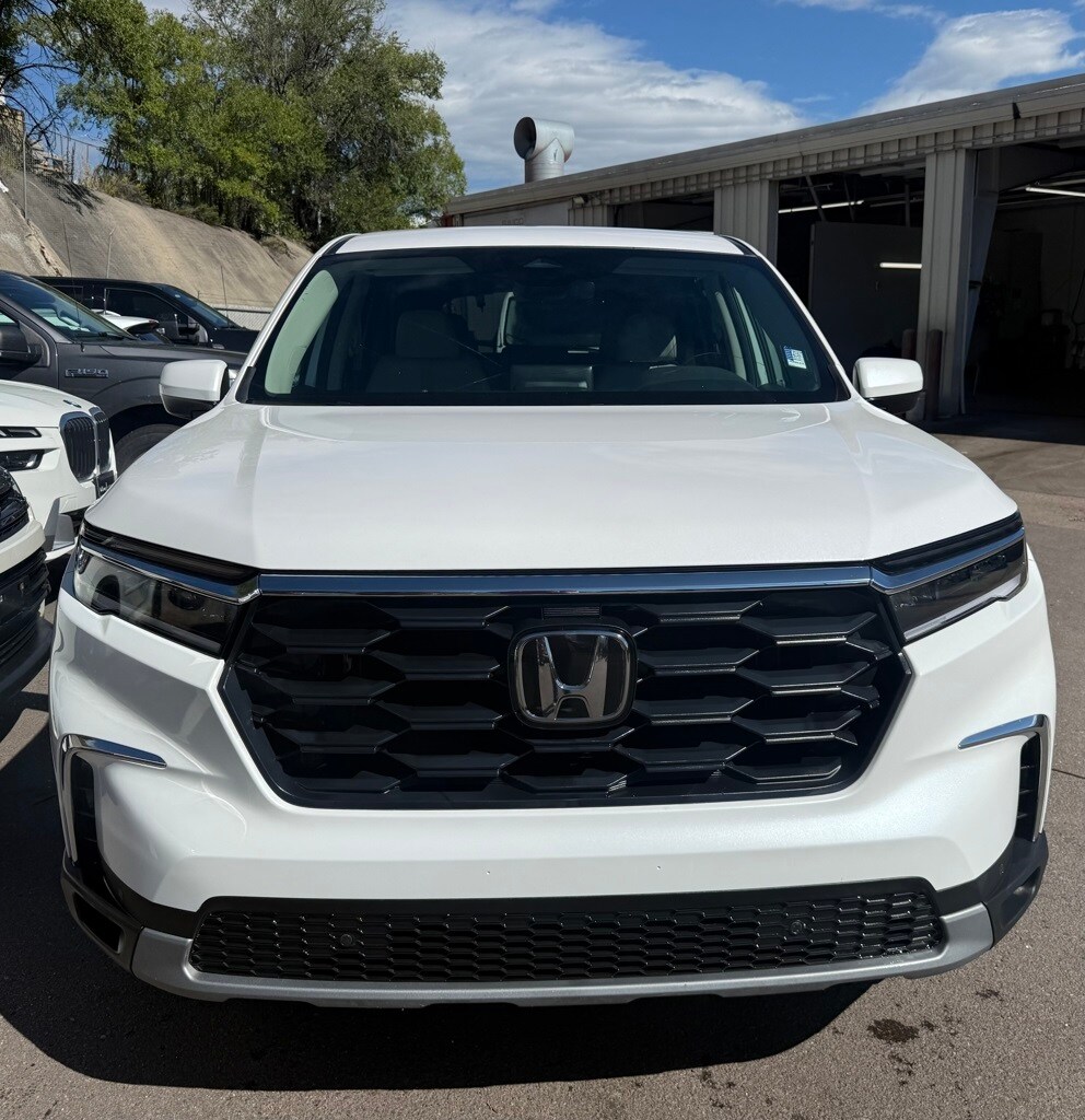 2025 Honda Pilot EX-L photo 2