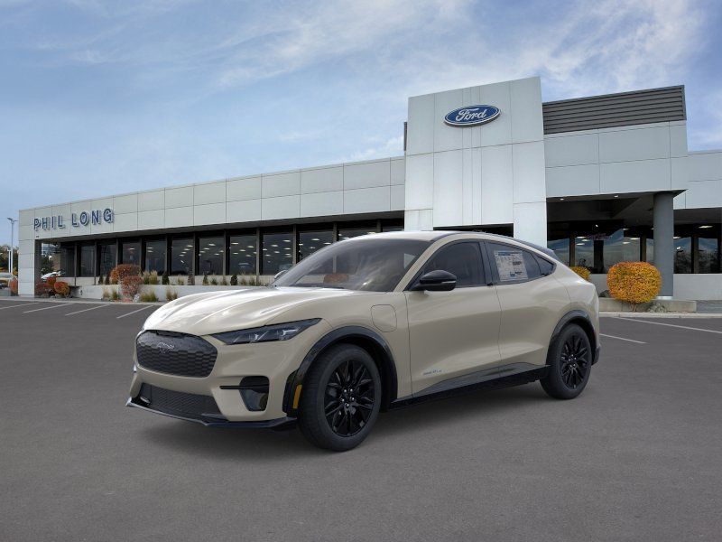 2026 Ford Mustang-Mach-e Premium's photo