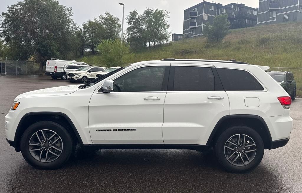 2019 Jeep Grand Cherokee Limited photo 2