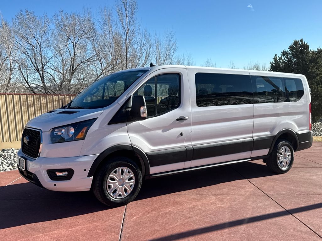 2025 Ford Transit photo 4