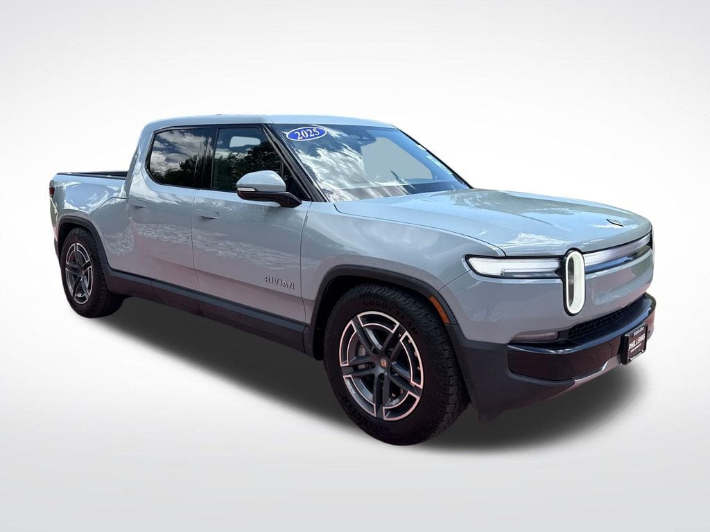 2025 Rivian R1T Adventure Dual Standard's photo