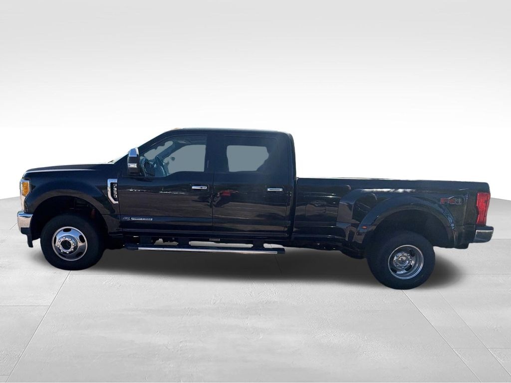 Used 2017 Ford F-350SD Lariat Truck