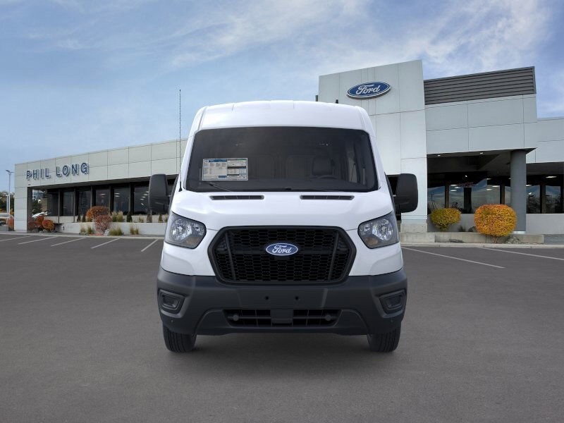 2026 Ford Transit photo 4
