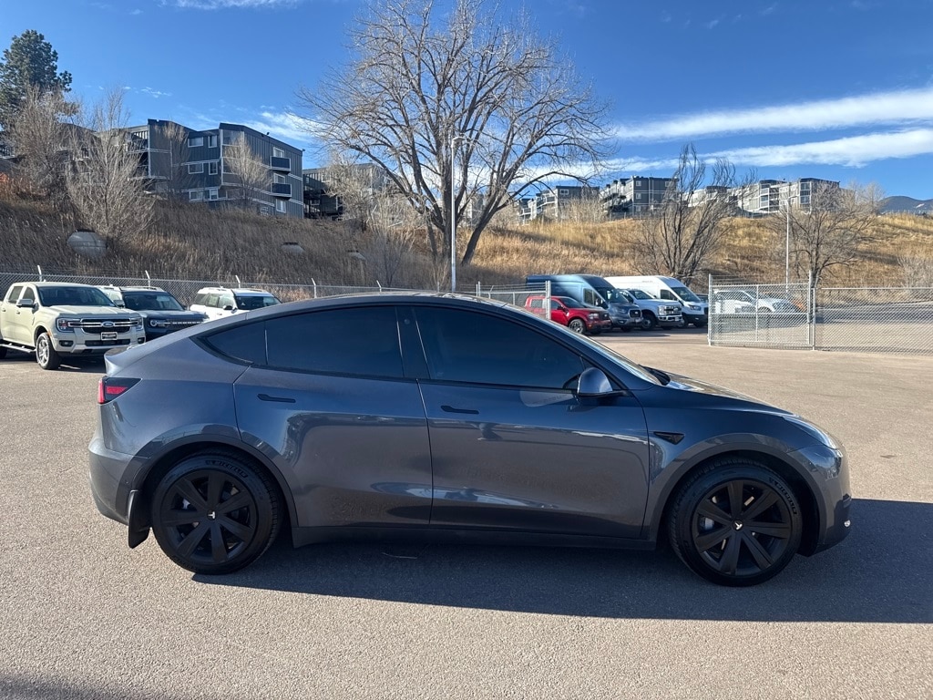 2022 Tesla Model Y Long Range photo 4