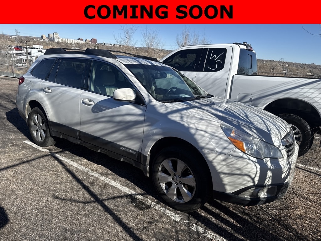 2011 Subaru Outback I Limited's photo