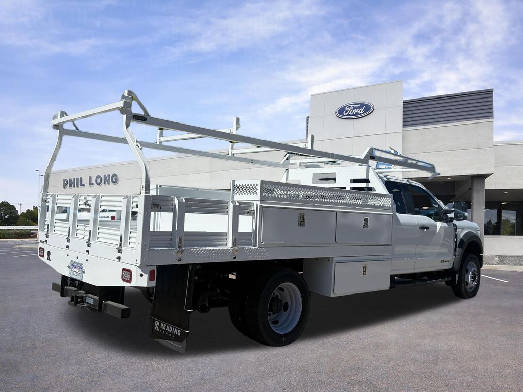 2025 Ford F-550 Super Duty Chassis Cab XL - Photo 8