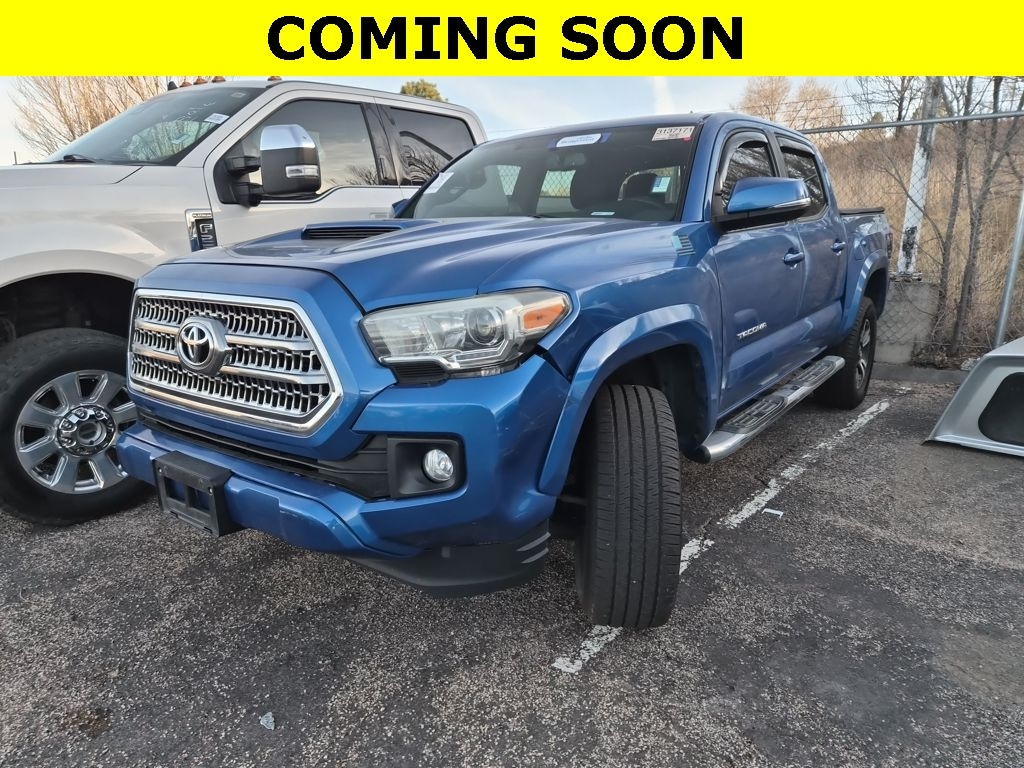 2016 Toyota Tacoma TRD Sport's photo
