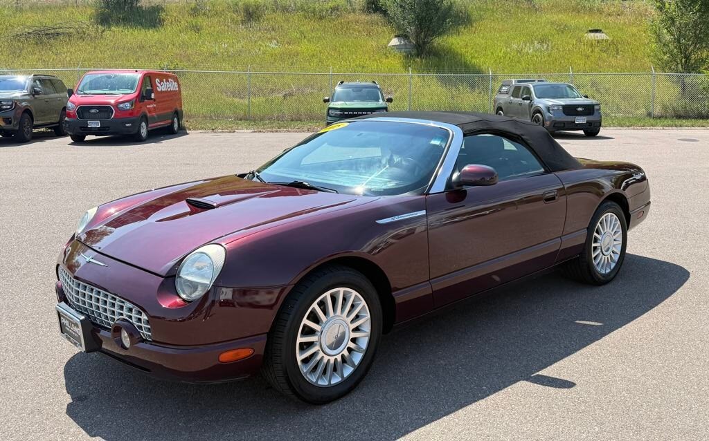 2005 Ford Thunderbird Base photo 3