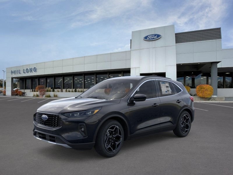 2026 Ford Escape Platinum's photo