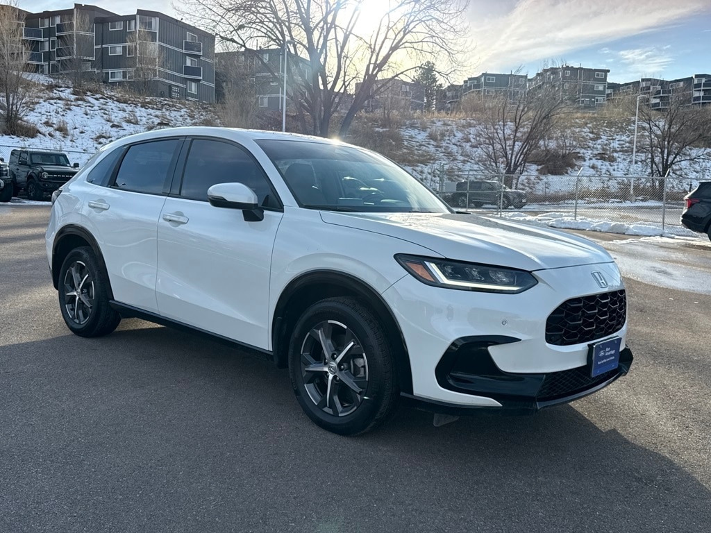 2023 Honda HR-V EX-L photo 2