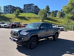 2022 Toyota Tacoma SR5 Truck