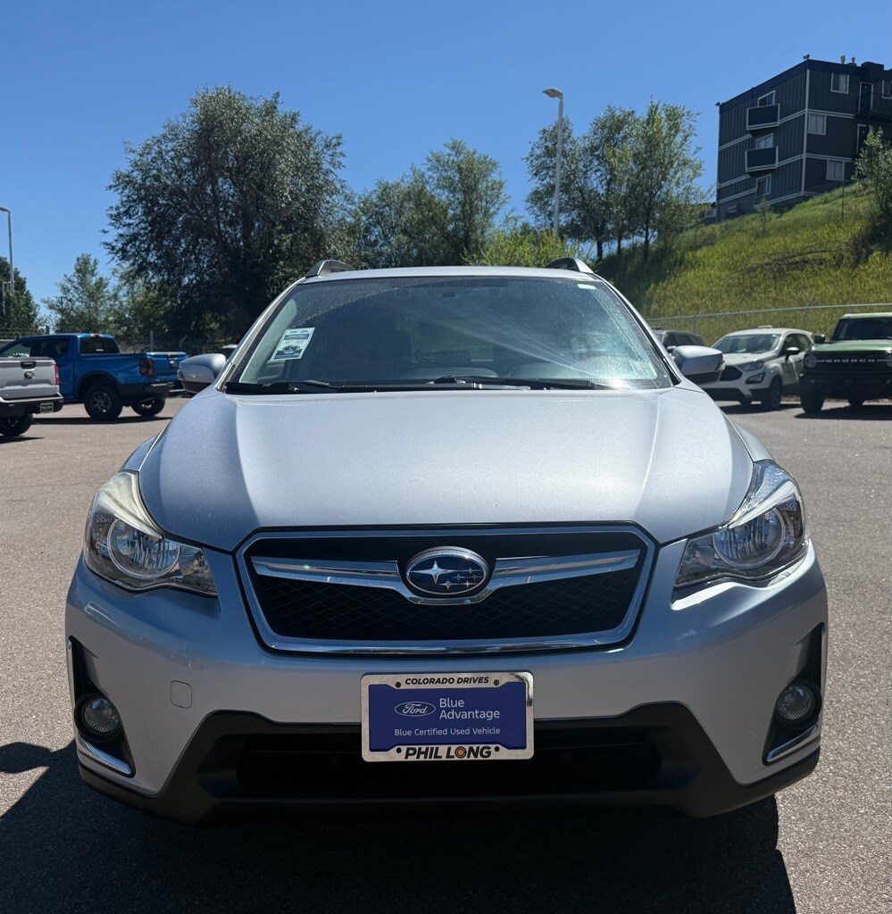 2017 Subaru Crosstrek 2.0i Limited photo 2