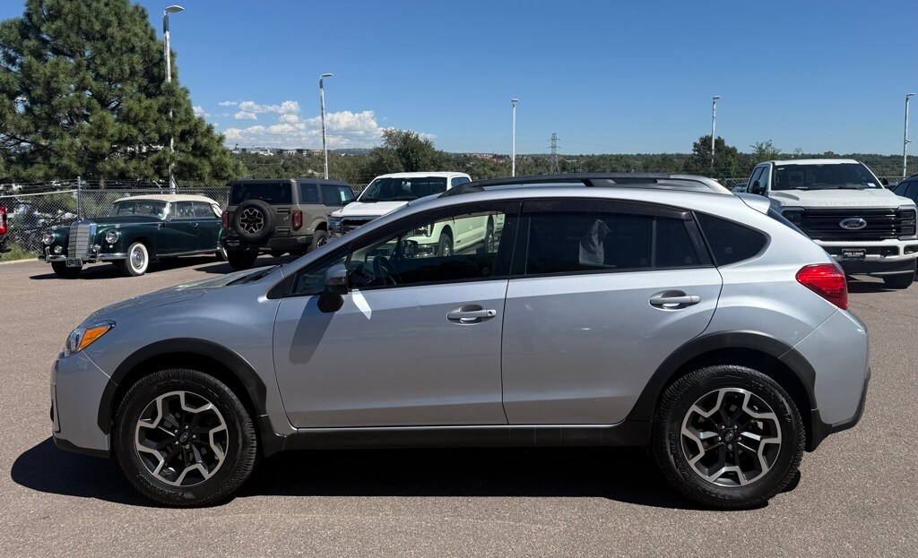 2017 Subaru Crosstrek 2.0i Limited photo 4