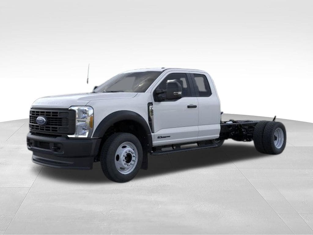 2026 Ford F-550 Super Duty Chassis Cab