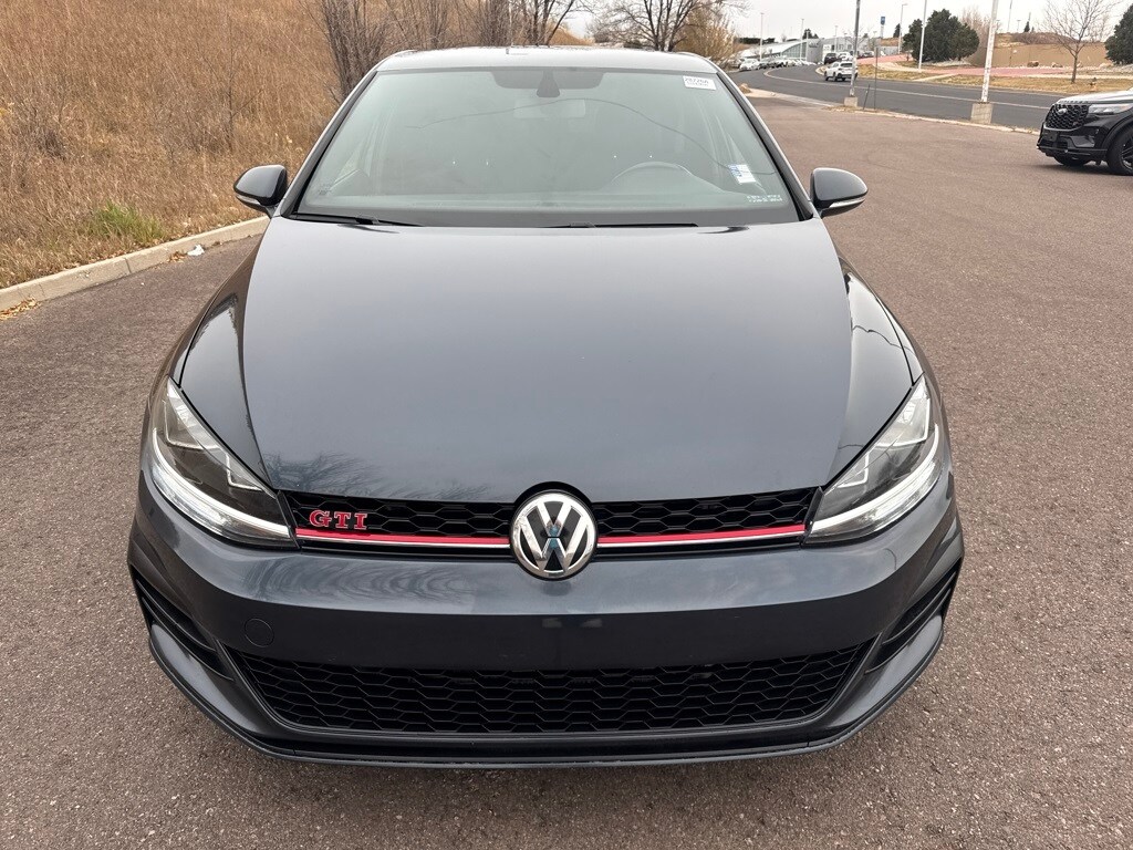 2019 Volkswagen Golf GTI S photo 2