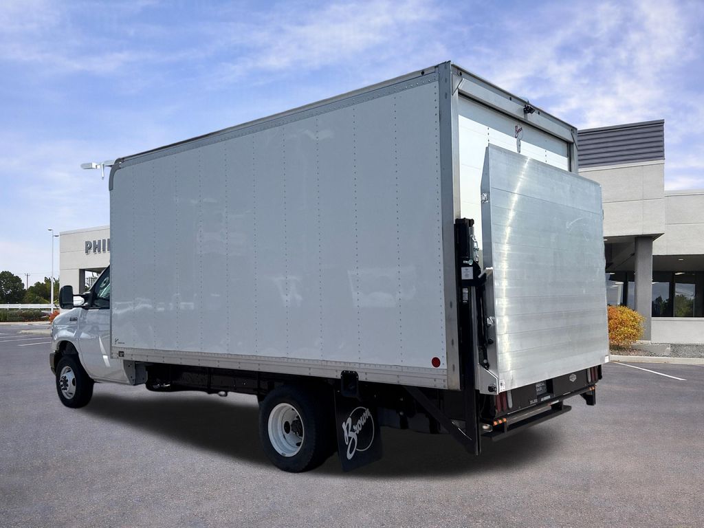 2026 Ford E-Series Cutaway Base - Photo 7