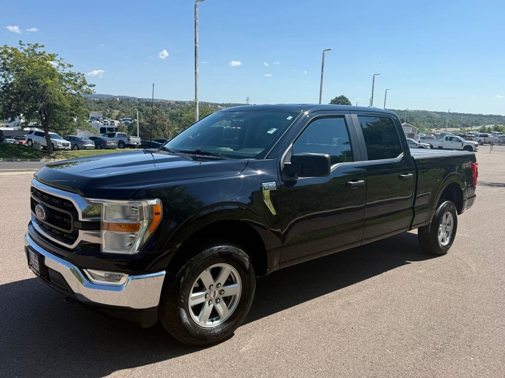 2022 Ford F-150 XLT photo 3