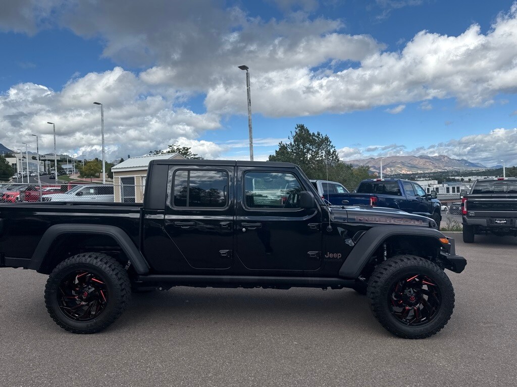 2022 Jeep Gladiator Rubicon photo 4