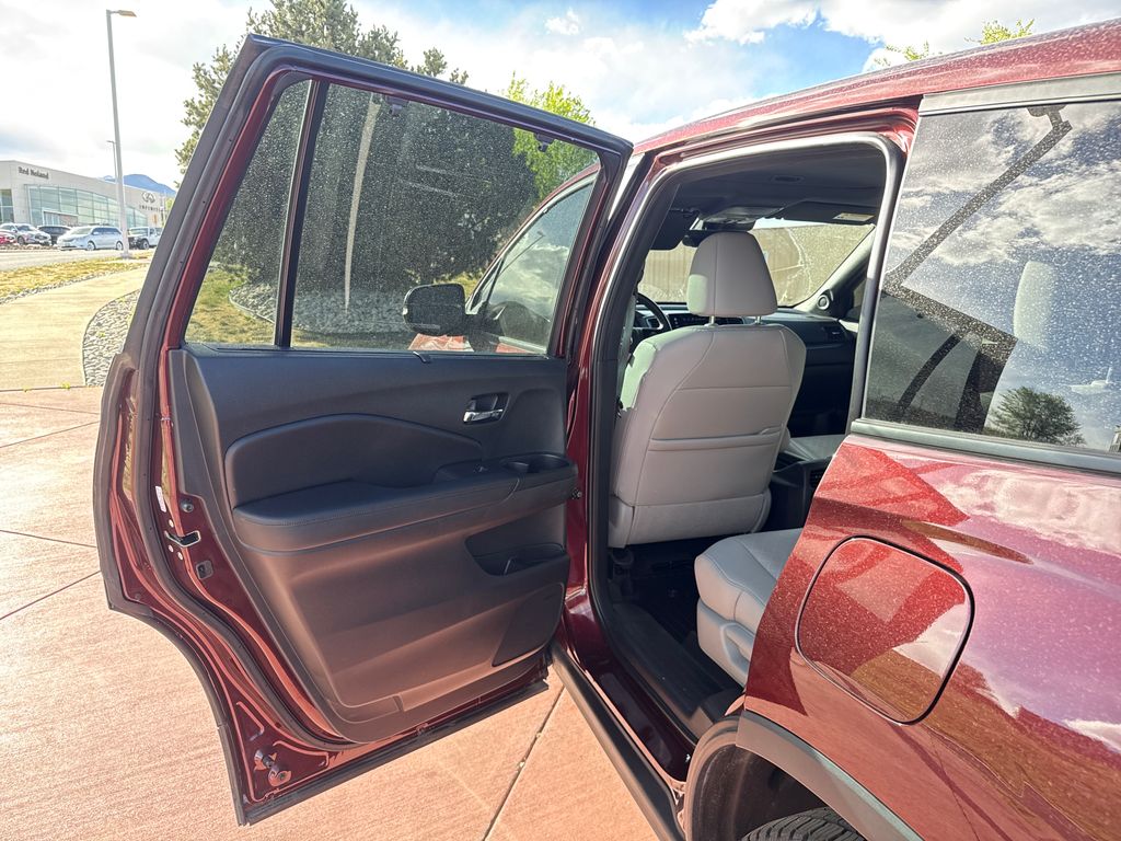 2021 Honda Passport EX-L - Photo 17