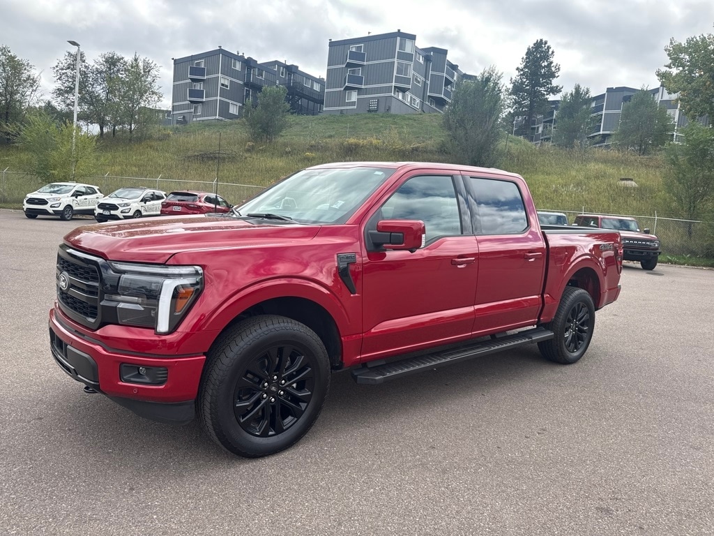 2025 Ford F-150 Lariat photo 2