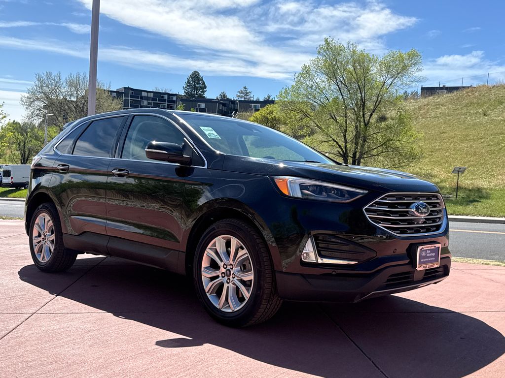 2022 Ford Edge