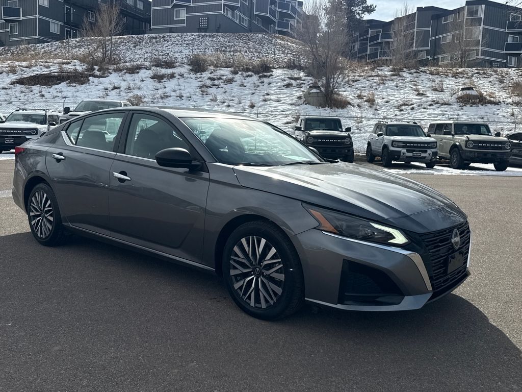 2024 Nissan Altima SV