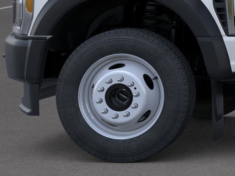 2026 Ford F-550 Super Duty Chassis Cab XL - Photo 19