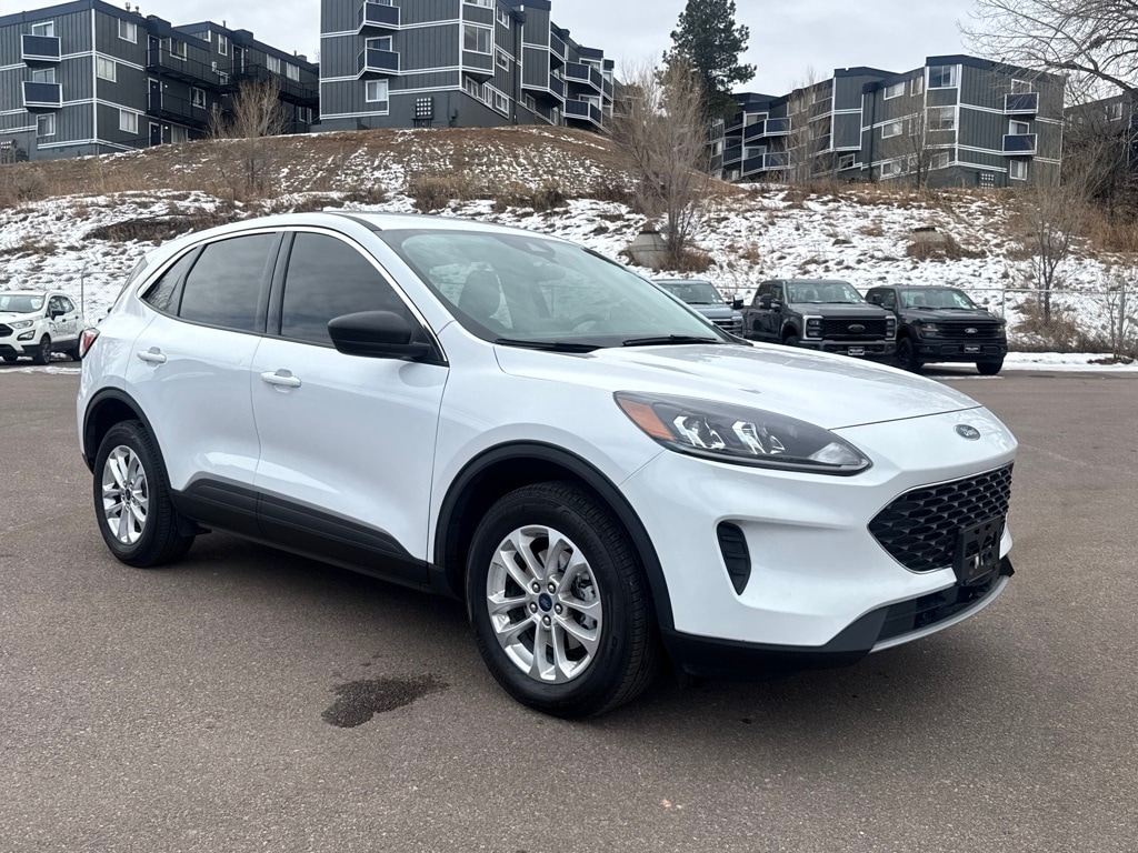 2022 Ford Escape SE photo 4