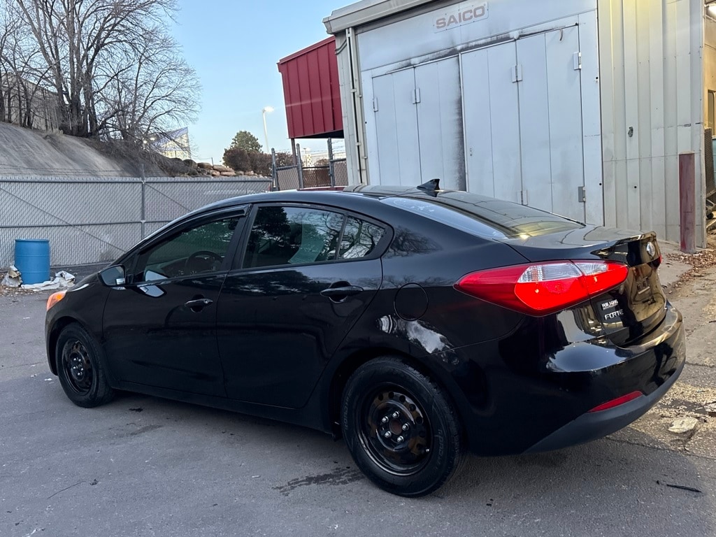 2014 Kia Forte LX photo 4
