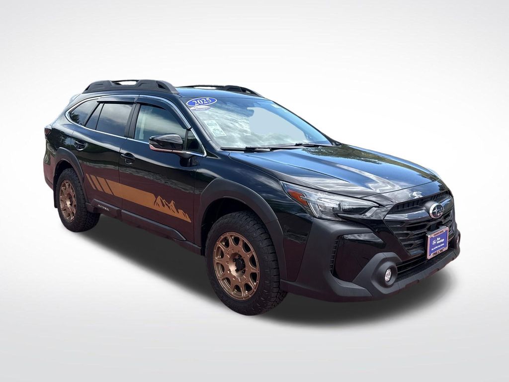 2025 Subaru Outback Premium's photo