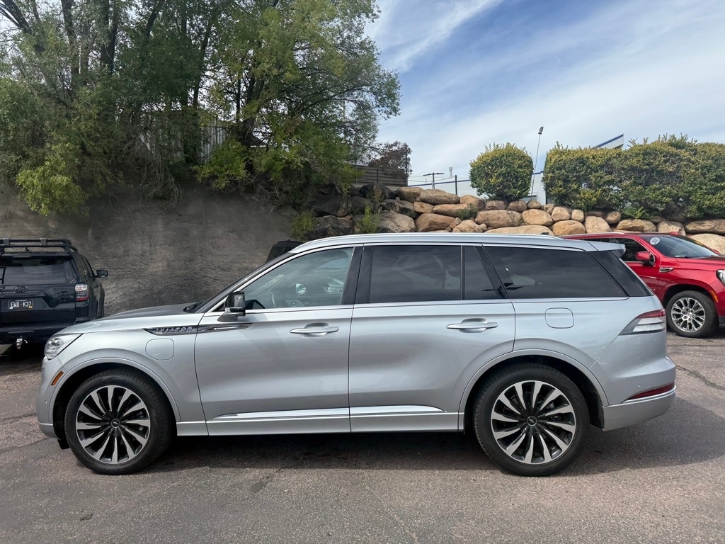 Certified 2023 Lincoln Aviator Plug-In Hybrid Black Label Grand Touring SUV