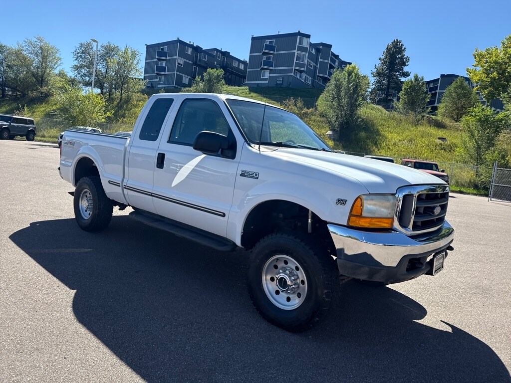 1999 Ford F-250 photo 3