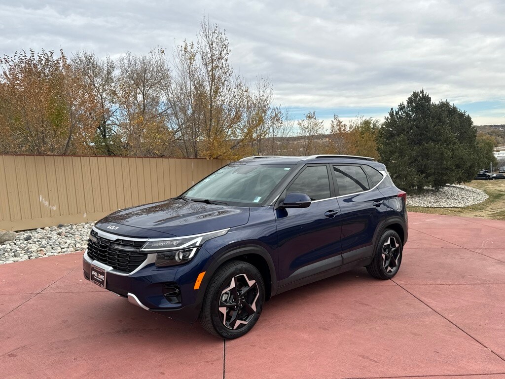 2024 Kia Seltos EX photo 3