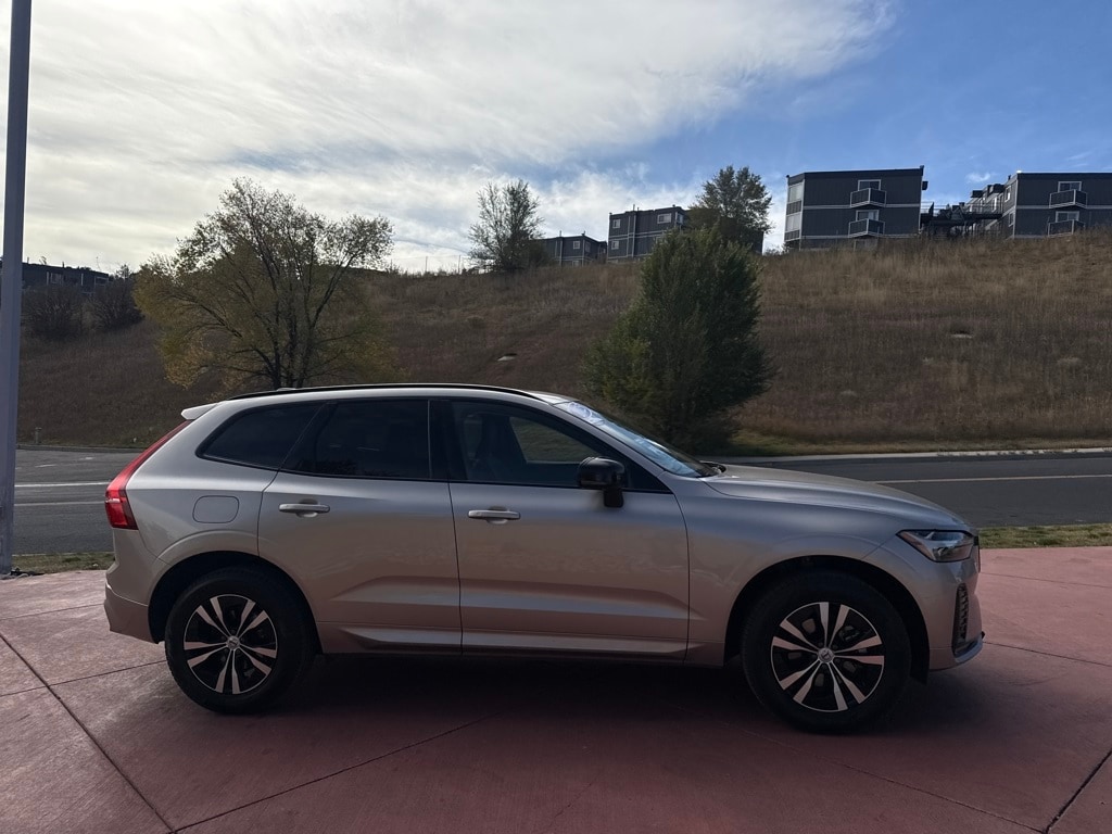 Certified 2025 Volvo XC60 B5 Core SUV