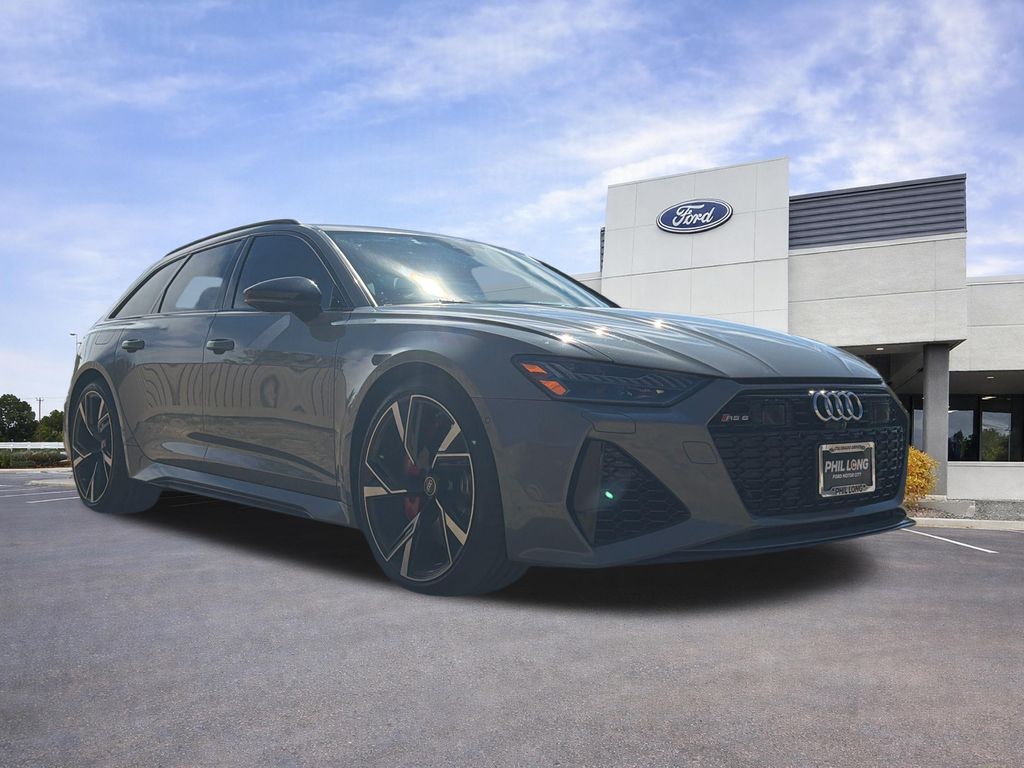 2022 Audi RS 6 Avant -'s photo