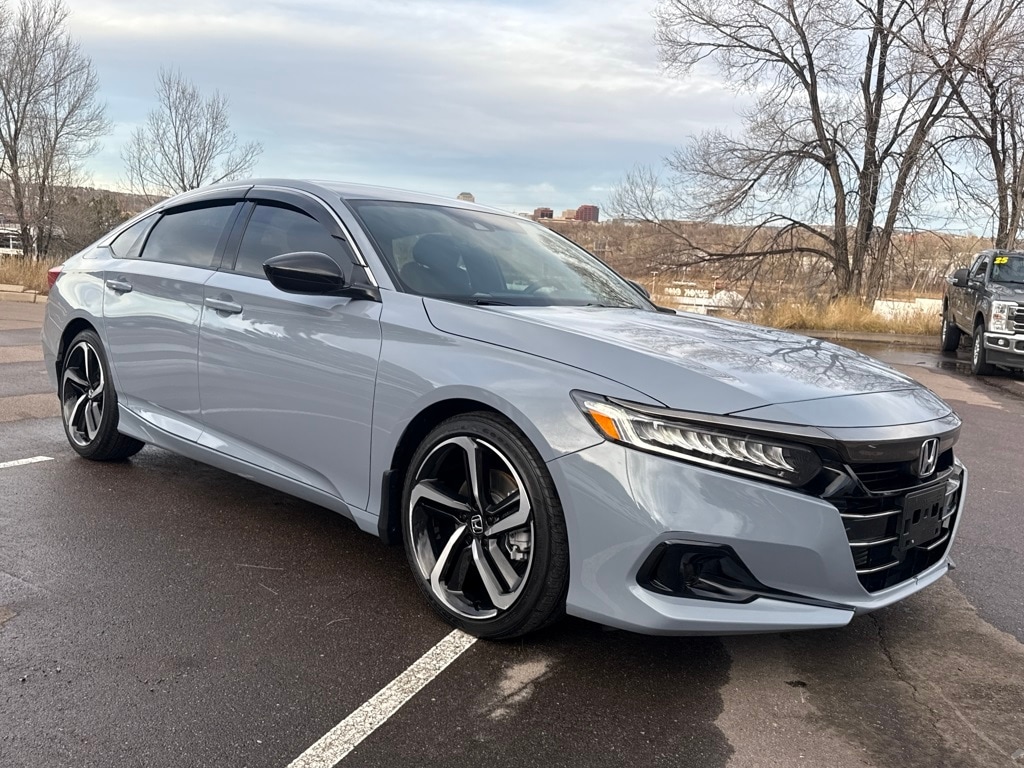 2022 Honda Accord Sport's photo
