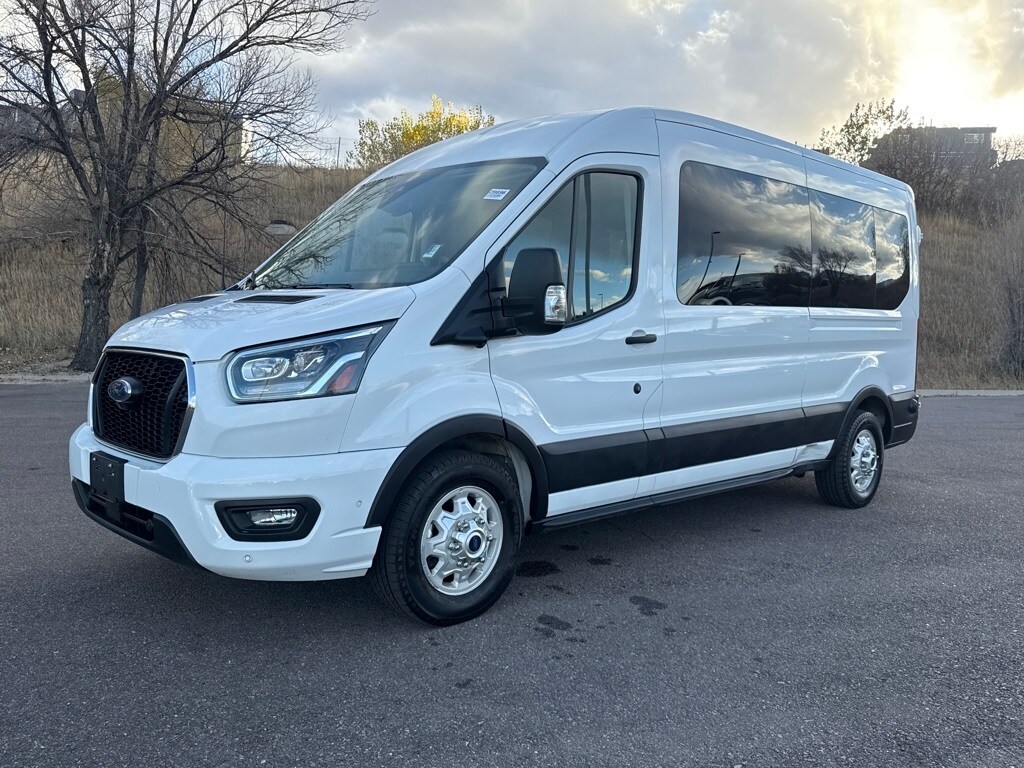 2023 Ford Transit photo 3