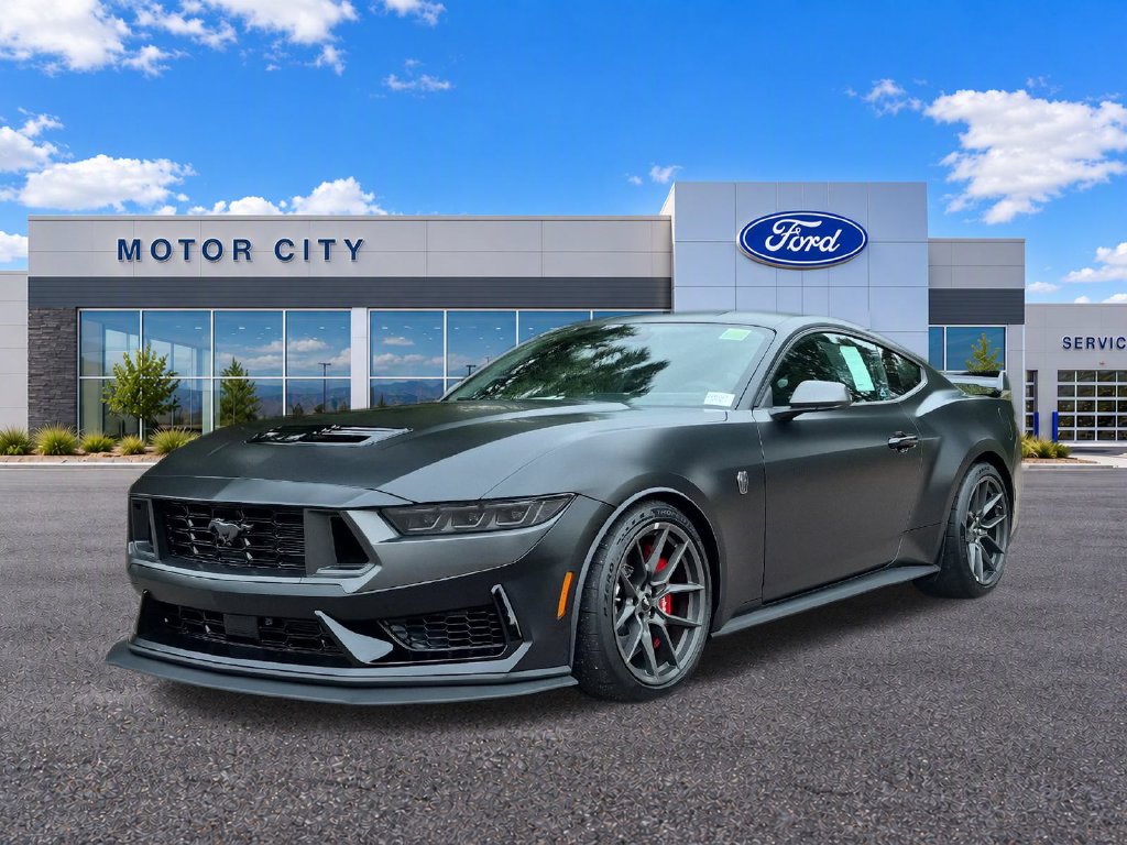2026 Ford Mustang Dark Horse