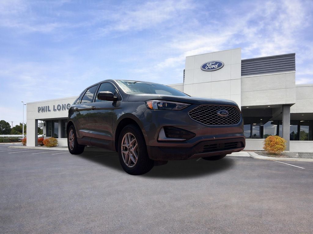 2024 Ford Edge SEL AWD's photo